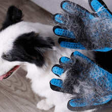 Load image into Gallery viewer, MrFluffyFriend™ - Glove Brush
