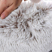 Load image into Gallery viewer, MrFluffyFriend™ - World&#39;s #1 Anxiety Relieving Pet Bed
